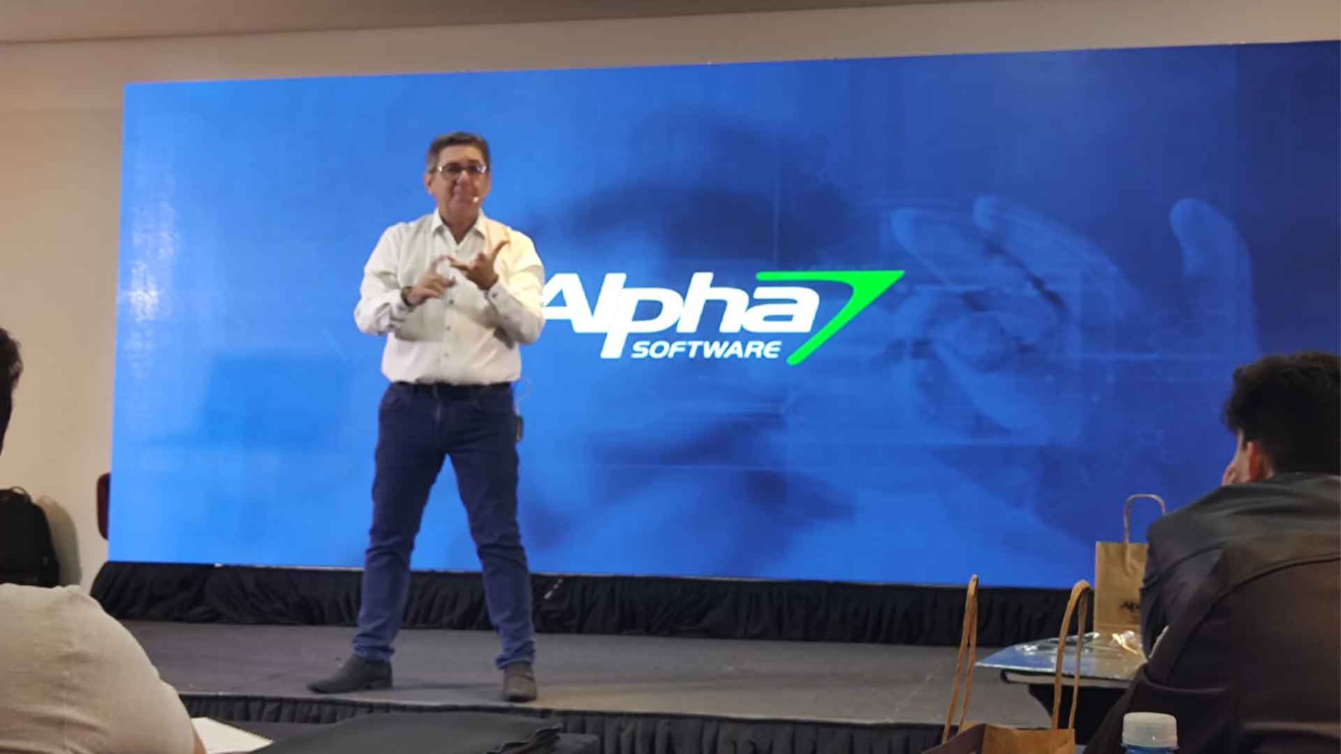 Alpha7 e Desenvolva Consultoria, lucro e liberdade